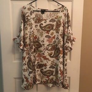 Evans paisley top Island Spice color size 22/24